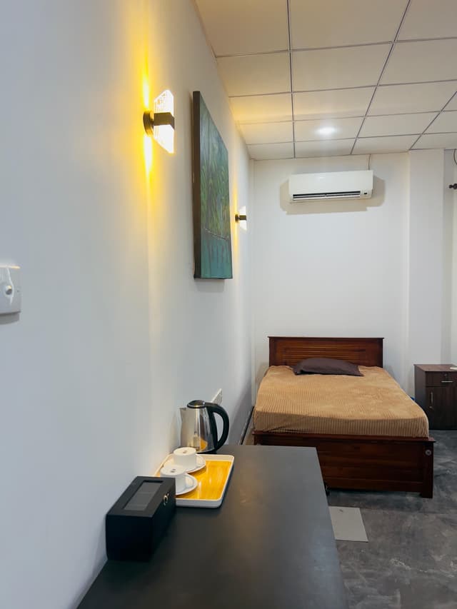 ROOM-1. Family Room 3