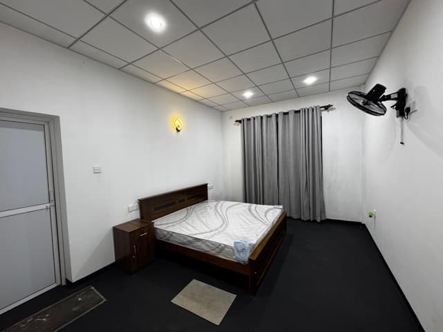 ROOM-5. No Air Conditioning With Fan 1